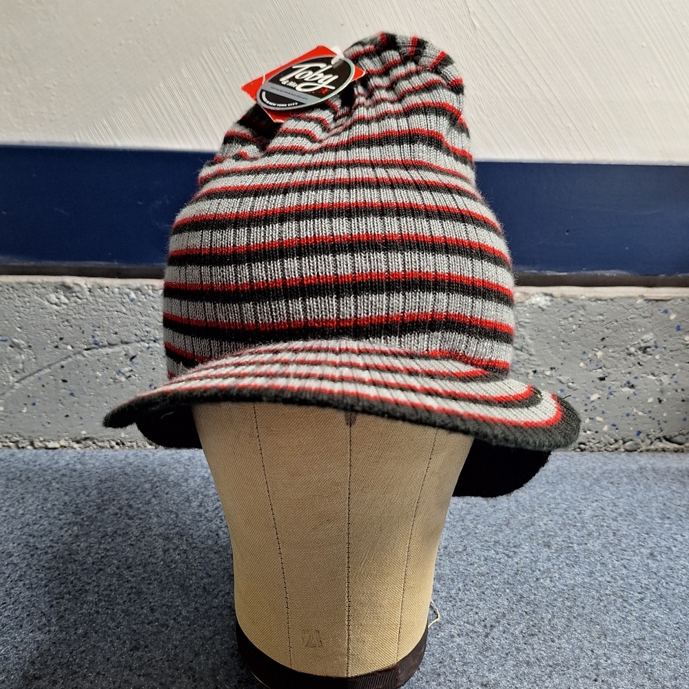 Toby & Me  "Red Striped Peaked Beanie" Snowboarding Beanie 2014, One Size, NWT